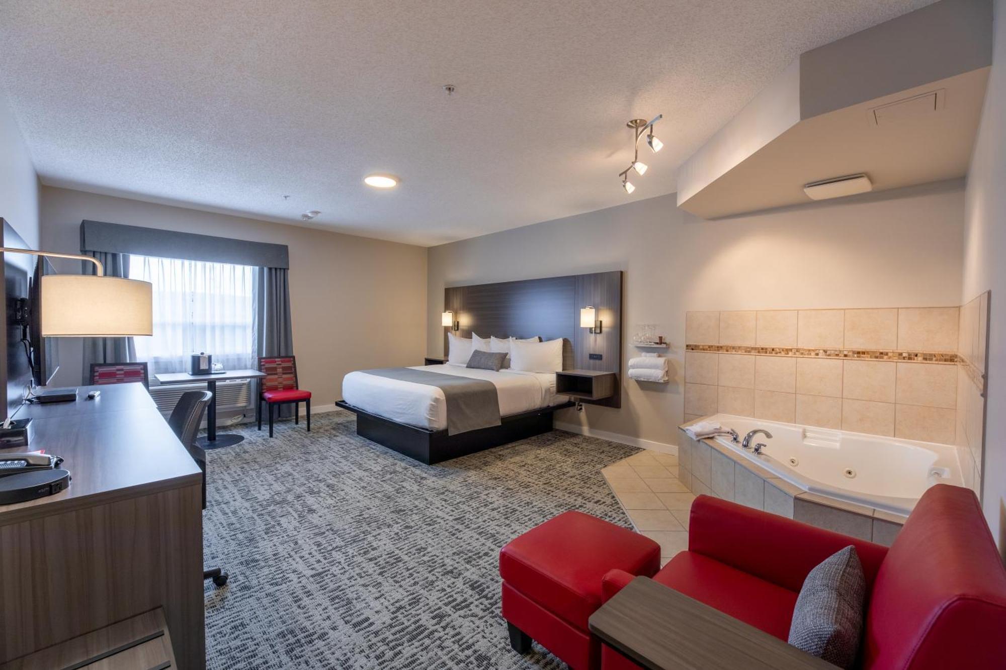 The Kanata By Bcminns - Hinton Bagian luar foto